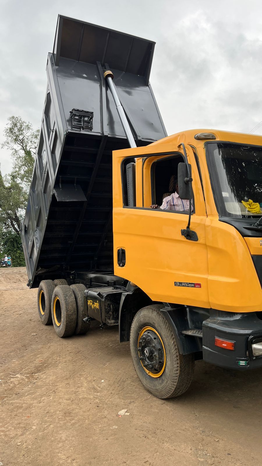 Akash Transport Hyva 2